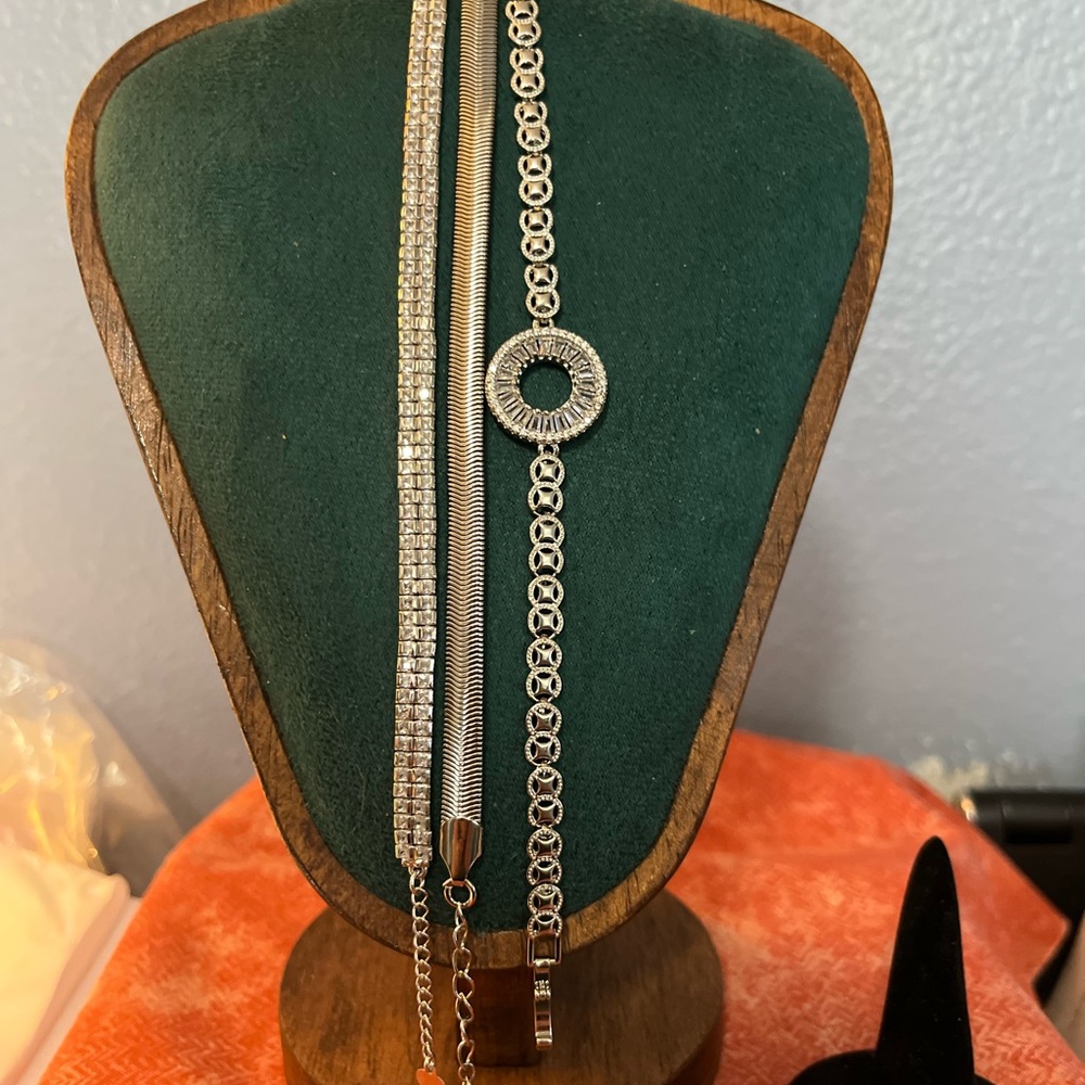 Gorgeous Silver Bracelet Set with Movement and Texture